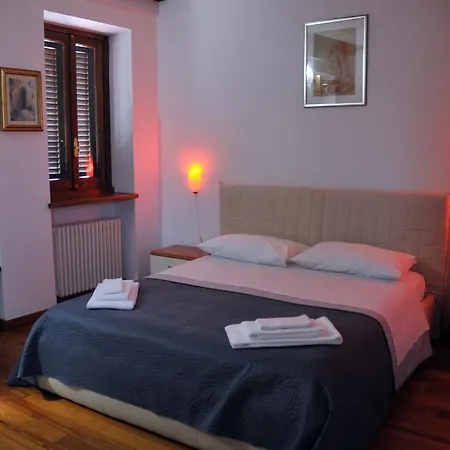 Apartamento Contrada Po